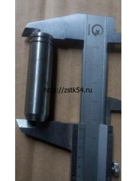 Втулка направляющая выпускного клапана Deutz TD226B-6G (13026872)